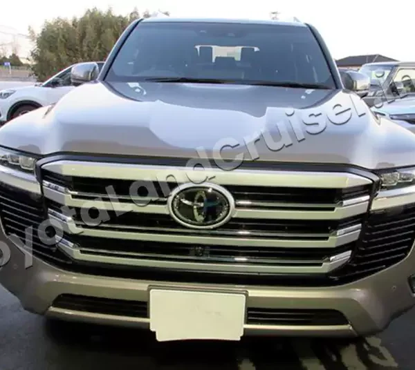 TOYOTA LANDCRUISER 300 AX