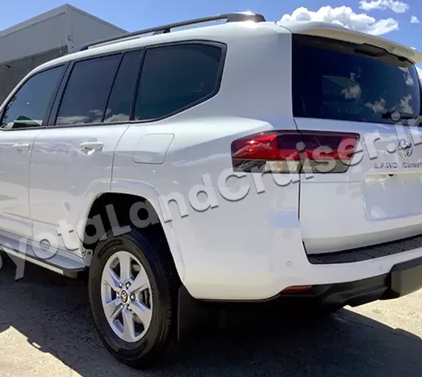 TOYOTA LANDCRUISER 300 GXL