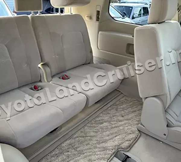 TOYOTA LANDCRUISER 200 AX