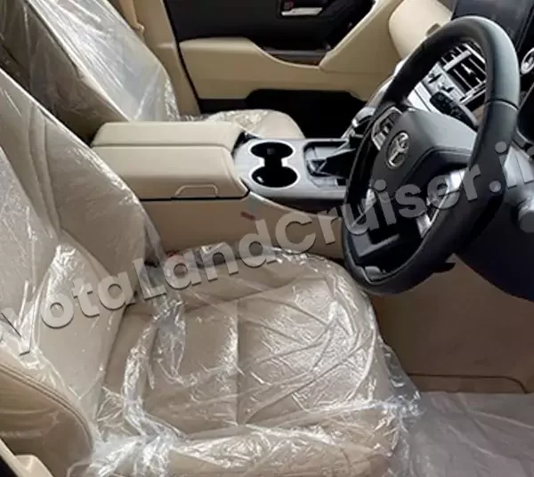 TOYOTA LANDCRUISER 300 ZX
